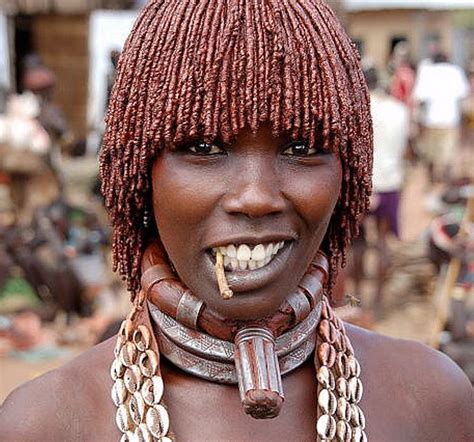 Hamar woman in Turmi | African hairstyles, African beauty, Hair styles