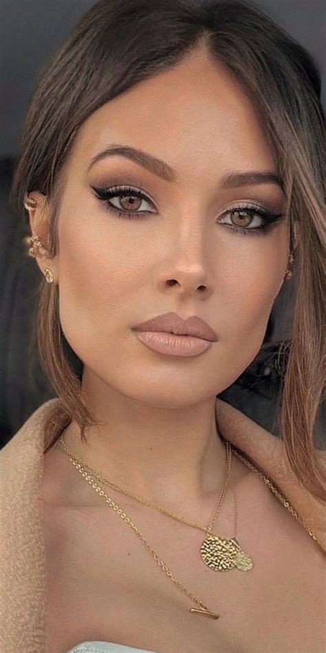 Arina Bernardini Drozdetckaia | Eye makeup, Eye makeup tutorial
