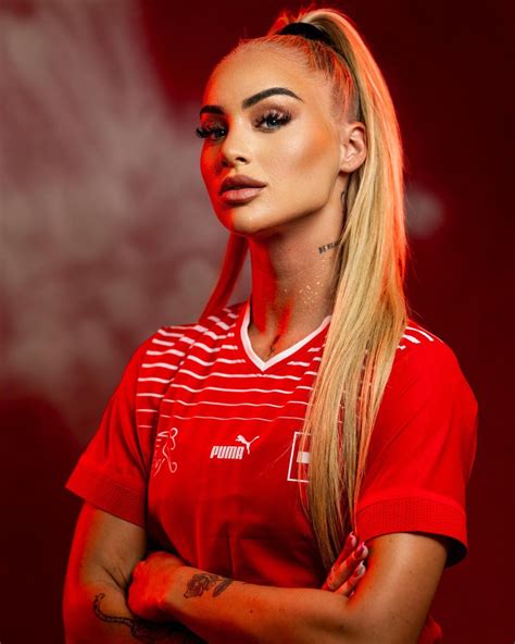 Alisha Lehmann Style, Clothes, Outfits and Fashion • CelebMafia