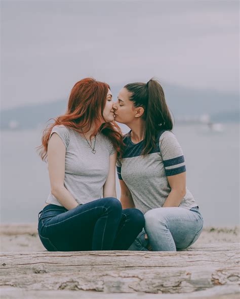 How We Met, Our Lesbian Dating Story - Lez See the World