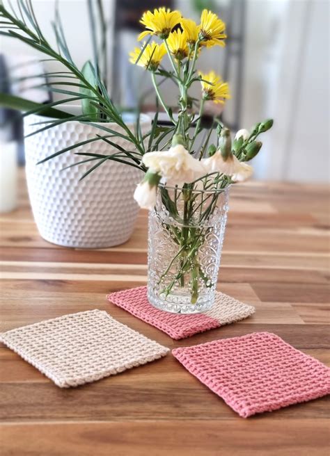 Modern Square Crochet Coasters - My Crochet Space