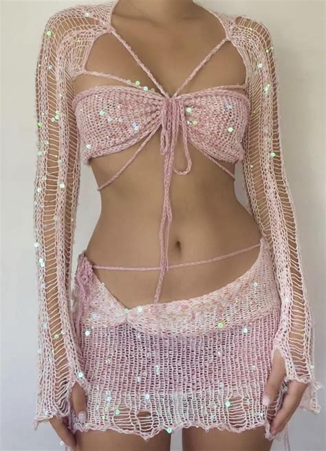 Does anyone know where to get sequined yarn like this? It’s so pretty
