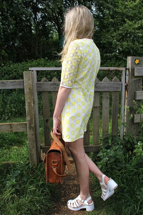 Charmaines Closet: Channeling my inner girly girl, again..