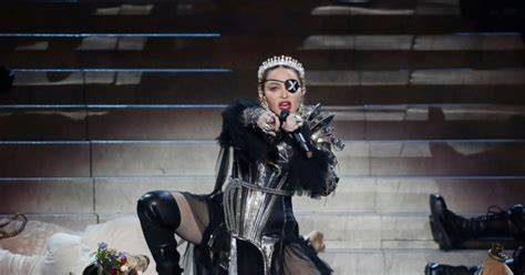 Italian designer apologises for calling Madonna a 'human toilet' - Esquire Middle East