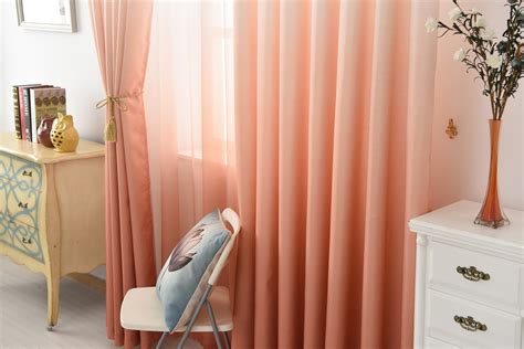 Персиковые шторы - 23 фото