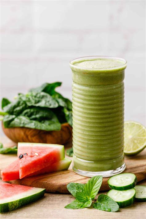 Minty Green Watermelon Smoothie - Refreshing and Detoxifying - Blender