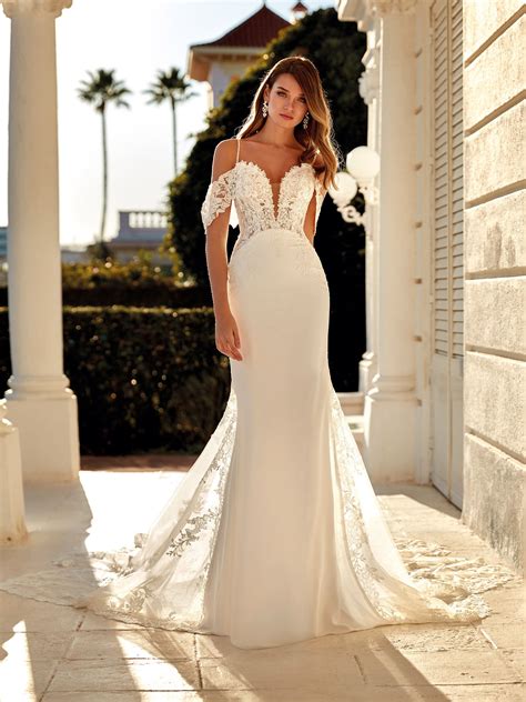 Robe de mariage Près du corps ~ Daria ~ Marseille Vitrolles Martigues