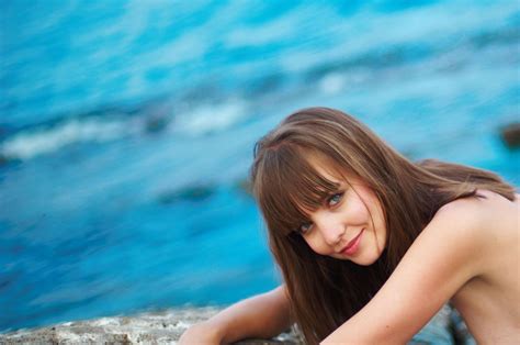 Amelie, Smiling HD Wallpapers / Desktop and Mobile Images & Photos