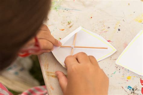 Descubra 4 atividades manuais para fazer com as crianças!