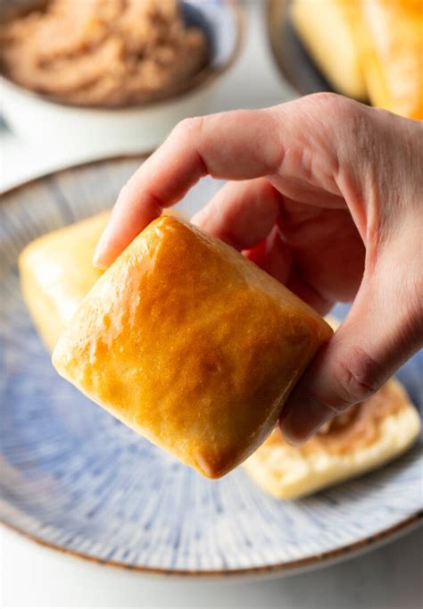 Texas Roadhouse Rolls - A Spicy Perspective