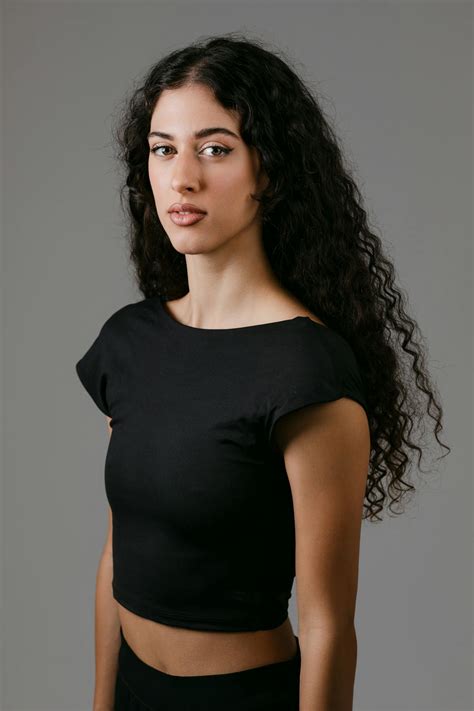 Naked+Young+Women+Spreading+Legs+Wide+Open Photos, Download The BEST