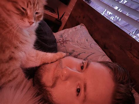 Left work feeling sick, he's reassuring me :) : r/OneOrangeBraincell