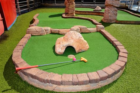 Did You Know Mini-Golf (Putt-Putt) Started In Tennessee? | The Beaver FM