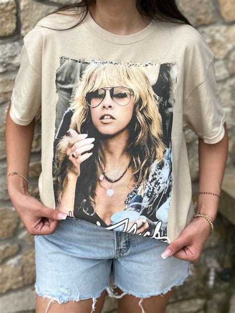 tops karadise boutique