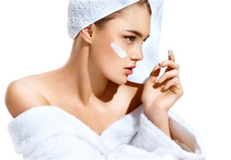 5 Benefits of a Customized Skincare Routine - Demotix.com