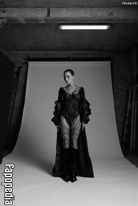 Leah Blum Nude Leaks - Photo #12390527 - Fapopedia