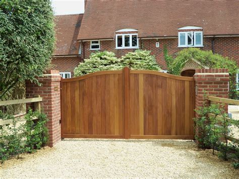 Gates 1 - Butlers ...