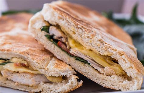 Panini de pollo | Delination