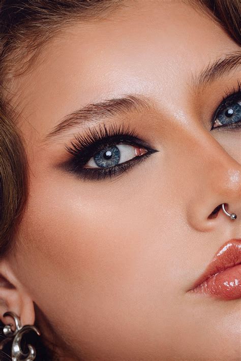 HUMAN BEAUTY | Perfect is boring, Human is beautiful
