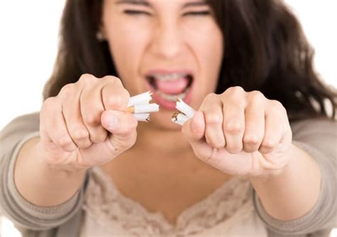 How Smoking Increases the Risk of Oral Cancer