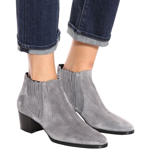 women boots grey 3