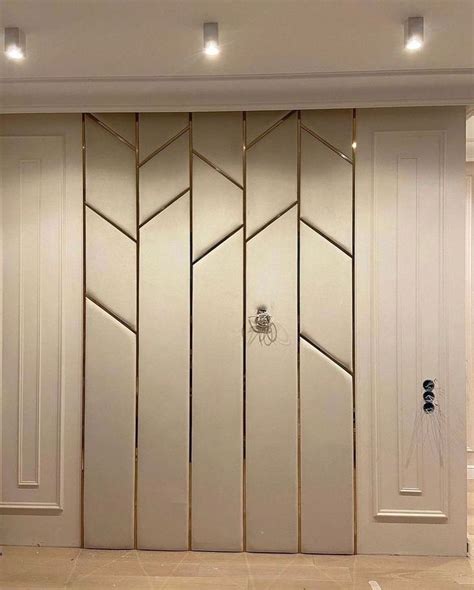Мягкие стеновые панели в интерьерах | Interior door styles, Upholstered ...