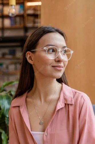 brown  specs  women  rs   mariahu id