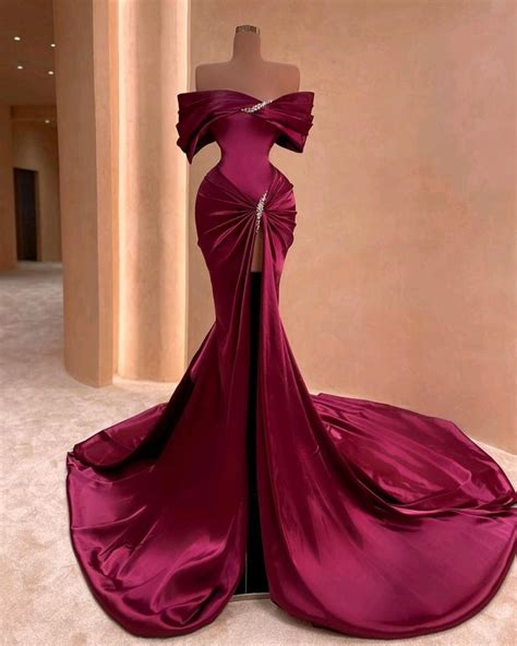 ⚜𝕷𝖚𝖝𝖚𝖗𝖎𝖔𝖚𝖘 𝕭𝖔𝖚𝖙𝖎 adlı kullanıcının WOMEN's Dresses panosundaki Pin ...