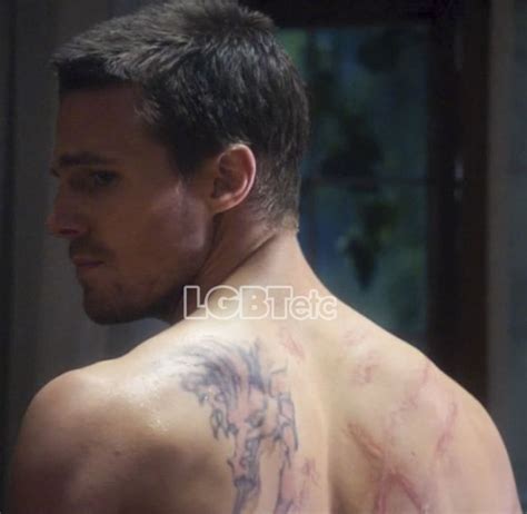 stephen amell oliver queen tattoo stephen amell oliver queen