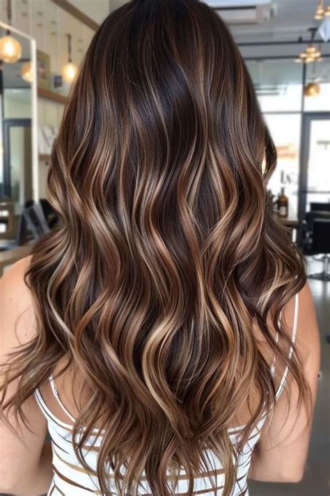 42 Caramel Highlights Hairstyles for a Sunkissed Glow All Year Round