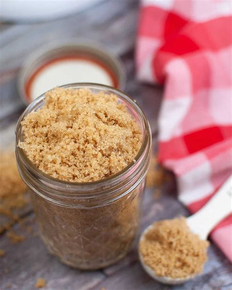 How to Make Brown Sugar - Everyday Eileen
