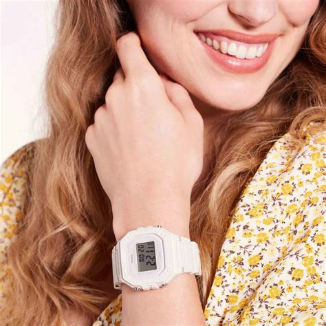 Женские часы Casio — купить женские наручные часы Касио на официальном ...