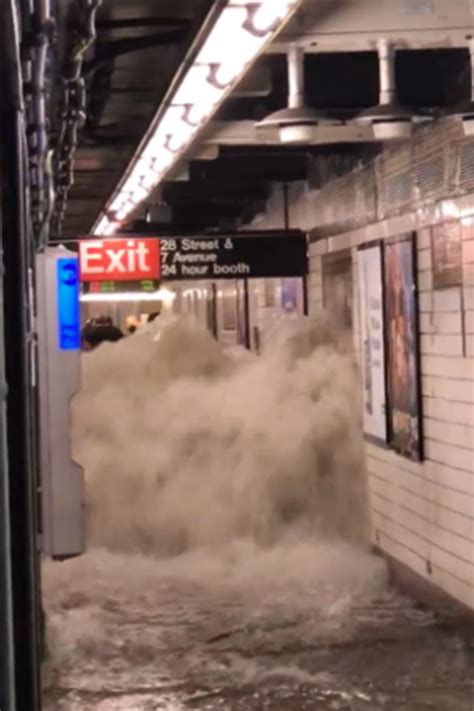 Spring St subway closures are causing massive morning delays 20