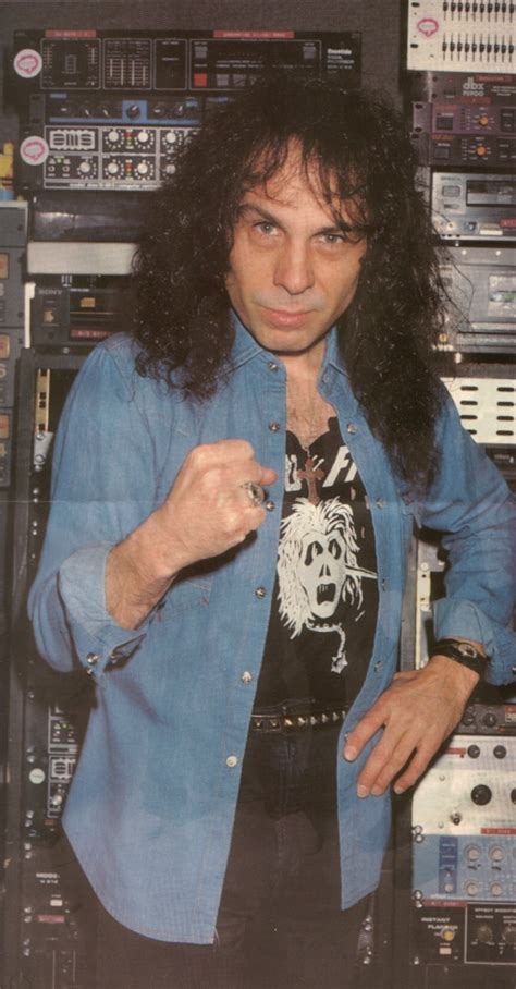 Ronnie James Dio photo 5 of 7 pics, wallpaper - photo #396704 - ThePlace2