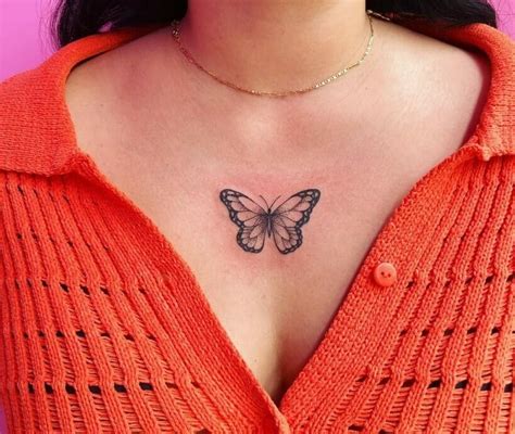 11+ Delicate Sternum Tattoo Ideas That Will Blow Your Mind!