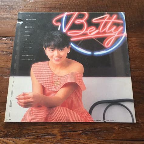 yahoo lp  betty