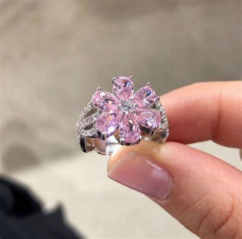 Кольцо Эды 😍💍 в 2022 г | Бриллиантовые кольца, Женские обручальные ...