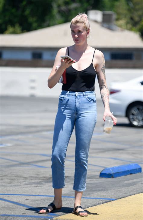 Ireland Baldwin - Out in Los Angeles 07/11/2019 • CelebMafia