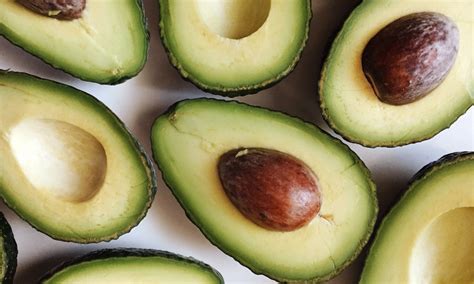eat avocados top health benefits  eating avocados