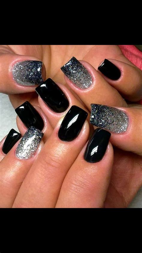 Trendy black nail polish designs - Nail Design Ideas