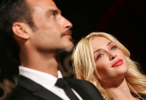 Sosia di Madonna, valletta di Mike Bongiorno e compagna di Raz Degan: i