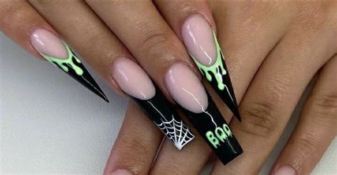 Идеи за маникюр за Хелоуин - Molly Nails