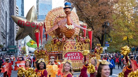 How to Watch the Macy’s Thanksgiving Day Parade Live on TV and in New