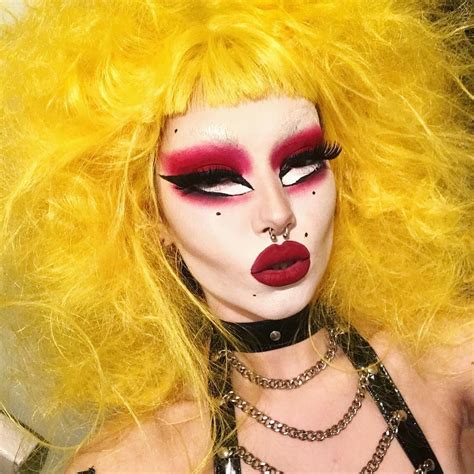 Drag Makeup: Photo