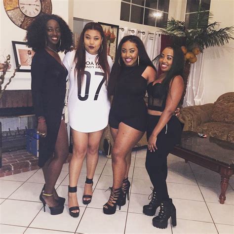 All black Put On, All Black, Night Out, Girl, Outfits, Dresses