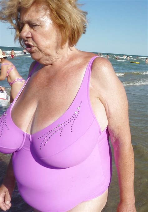 Granny big boobs beach Porn Pictures, XXX Photos, Sex Images #4015354