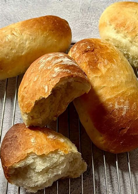 World’s Easiest Yeast Bread recipe –Sandwich Rolls- NO KNEAD ...