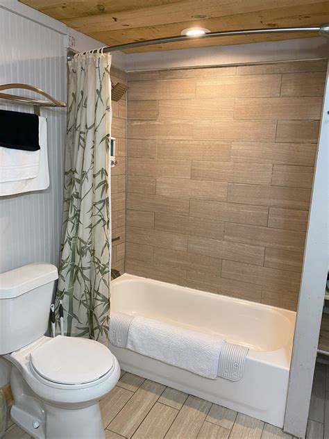 The Love Shack * pool * dog friendly - Salty Rentals & Realty LLC