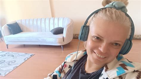 Все стартанули,назад дороги нет Диана взяла рюкзак и уехала.Мой ...