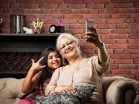 Digital Maa | A Campaign by CodesGesture